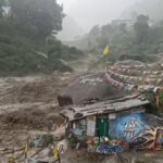 हिमाचल प्रदेश में बादल फटने से कई जगहों पर बाढ़, 2 लोगों की मौत, कई लापता